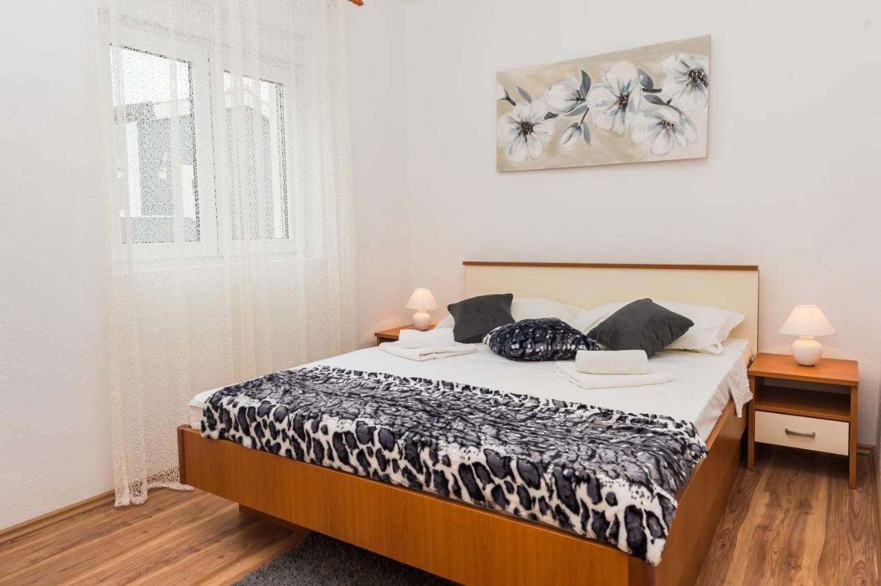 Slavka Apartmán Rogoznica (Sibenik-Knin)